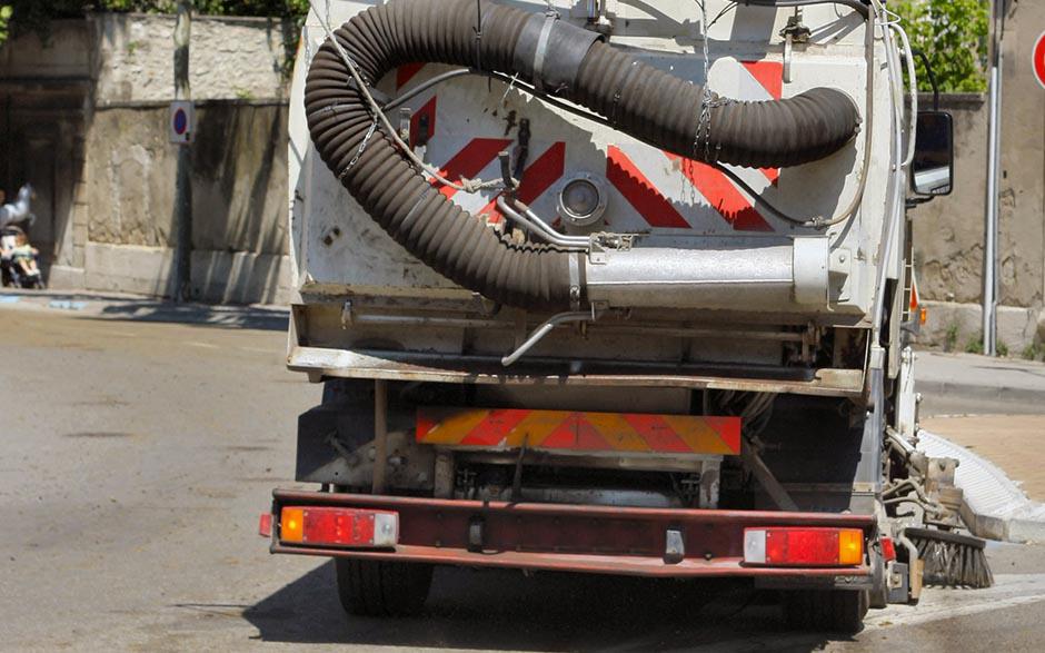 camion assainissement Montataire